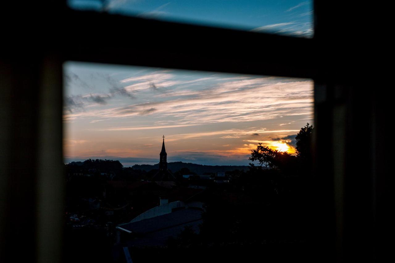 Hotel Pousada San Clemente Centro Gramado Zewnętrze zdjęcie